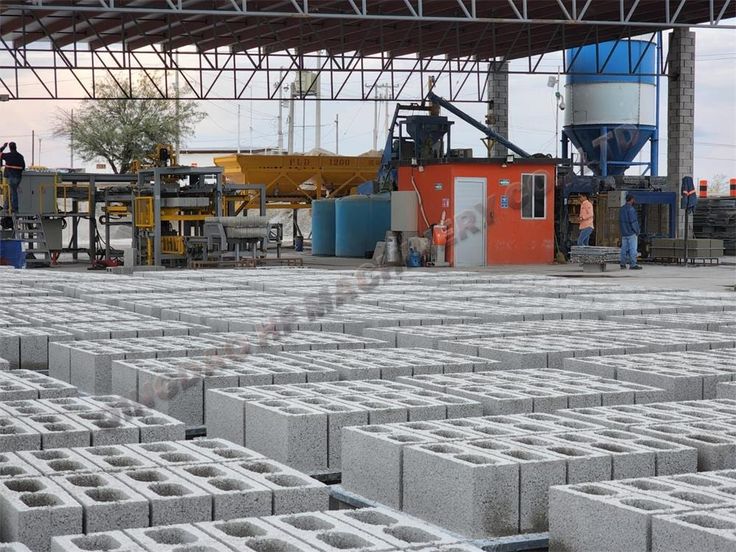 Implantação em cada uma das 18 províncias do país de um complexo fabril dedicado à produção de materiais de construção básicos